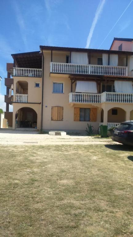 Apartments Ninske Vodice Exterior foto