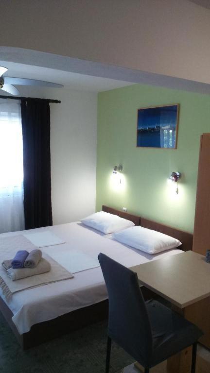 Apartments Ninske Vodice Habitación foto