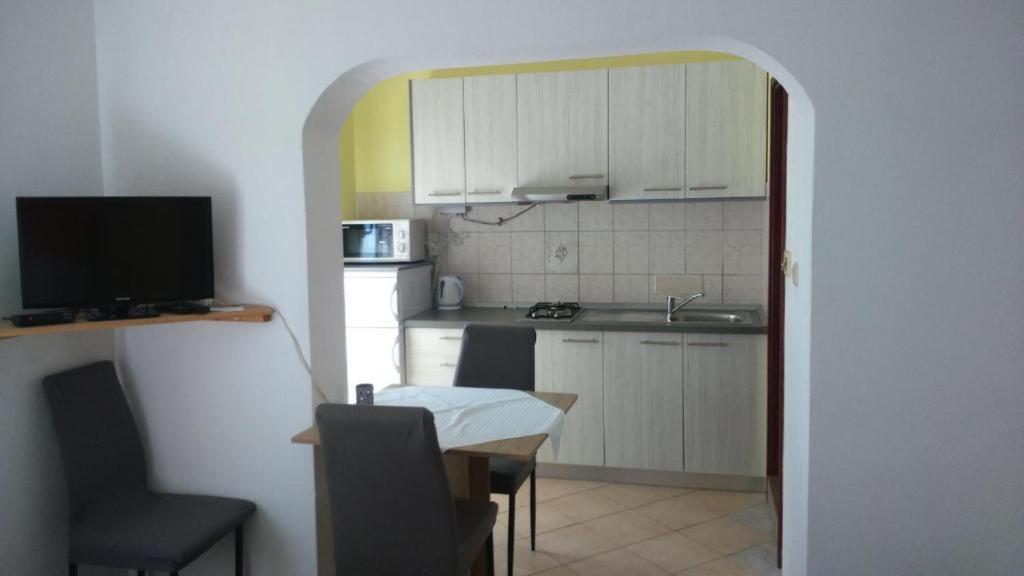Apartments Ninske Vodice Habitación foto